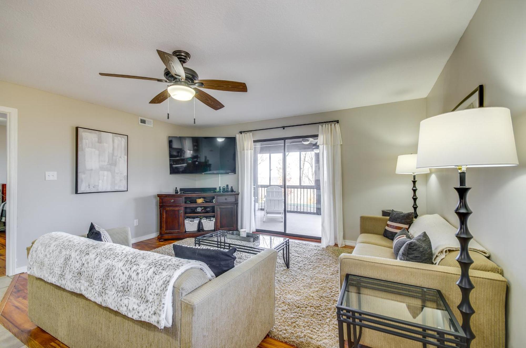 Ozarks Vacation Rental Condo With Lake View! Luaran gambar