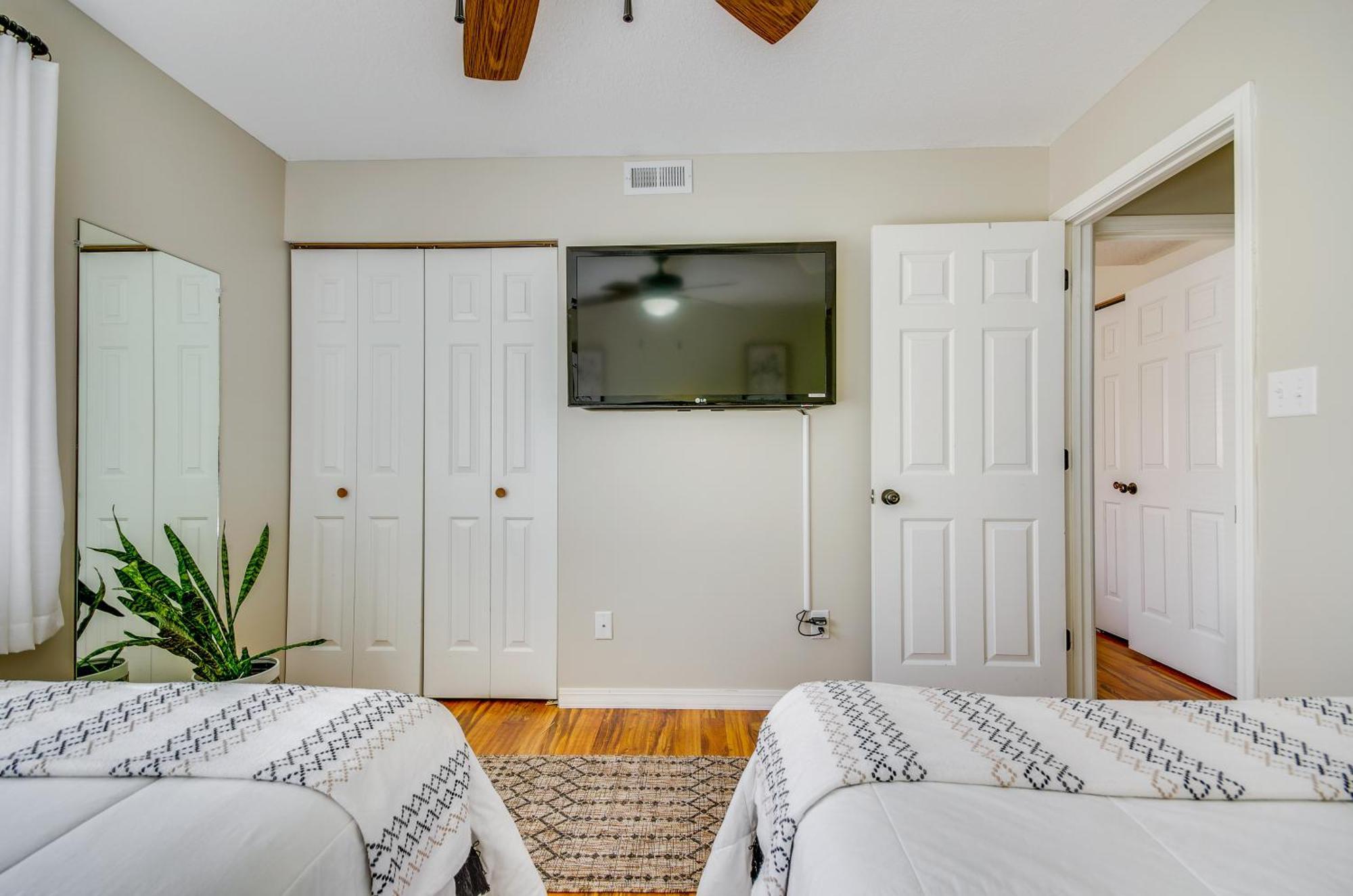 Ozarks Vacation Rental Condo With Lake View! Luaran gambar