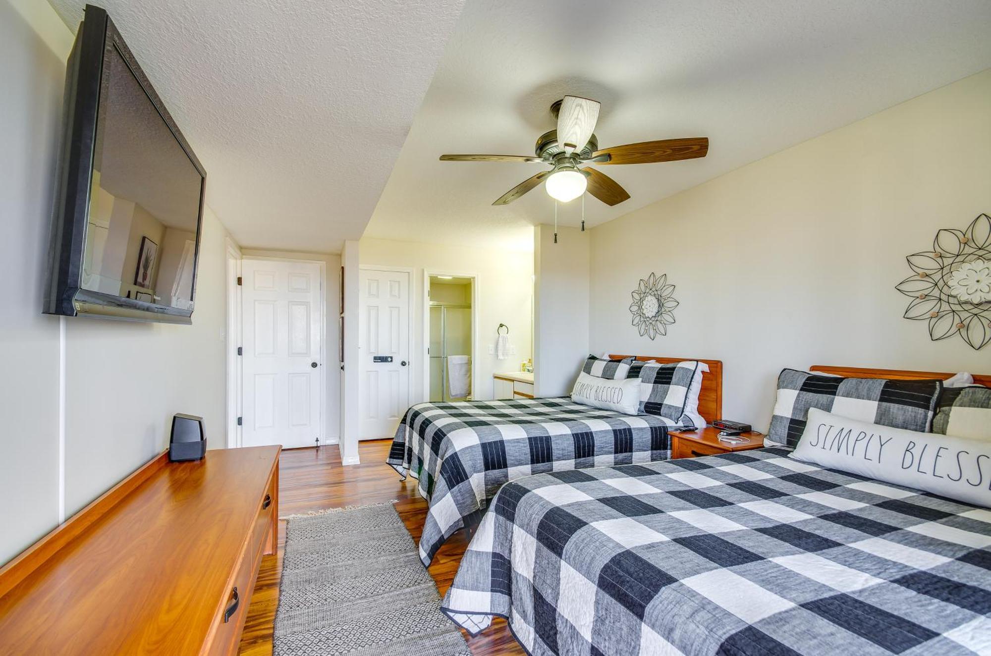 Ozarks Vacation Rental Condo With Lake View! Luaran gambar