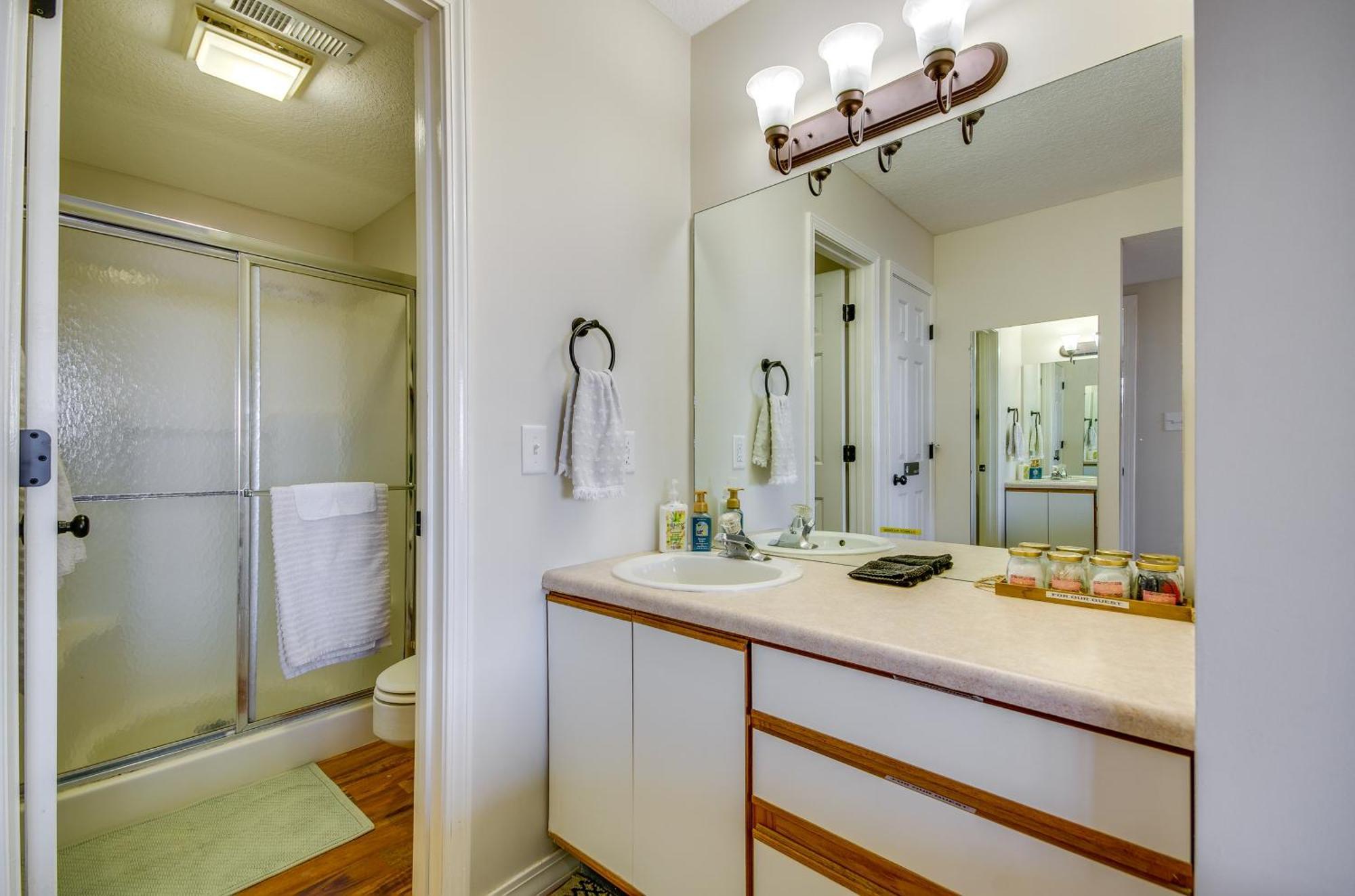 Ozarks Vacation Rental Condo With Lake View! Luaran gambar